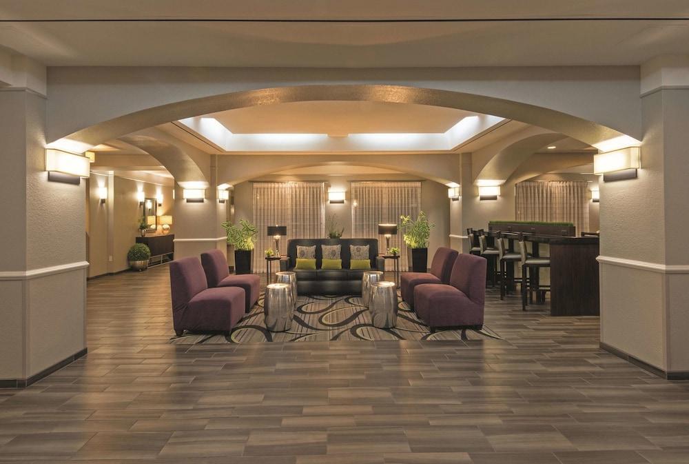 Hotel La Quinta By Wyndham San Antonio Airport Esterno foto