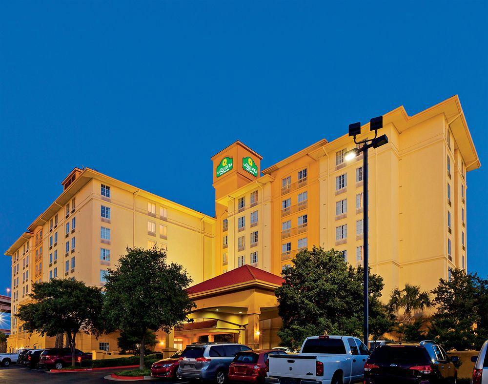 Hotel La Quinta By Wyndham San Antonio Airport Esterno foto