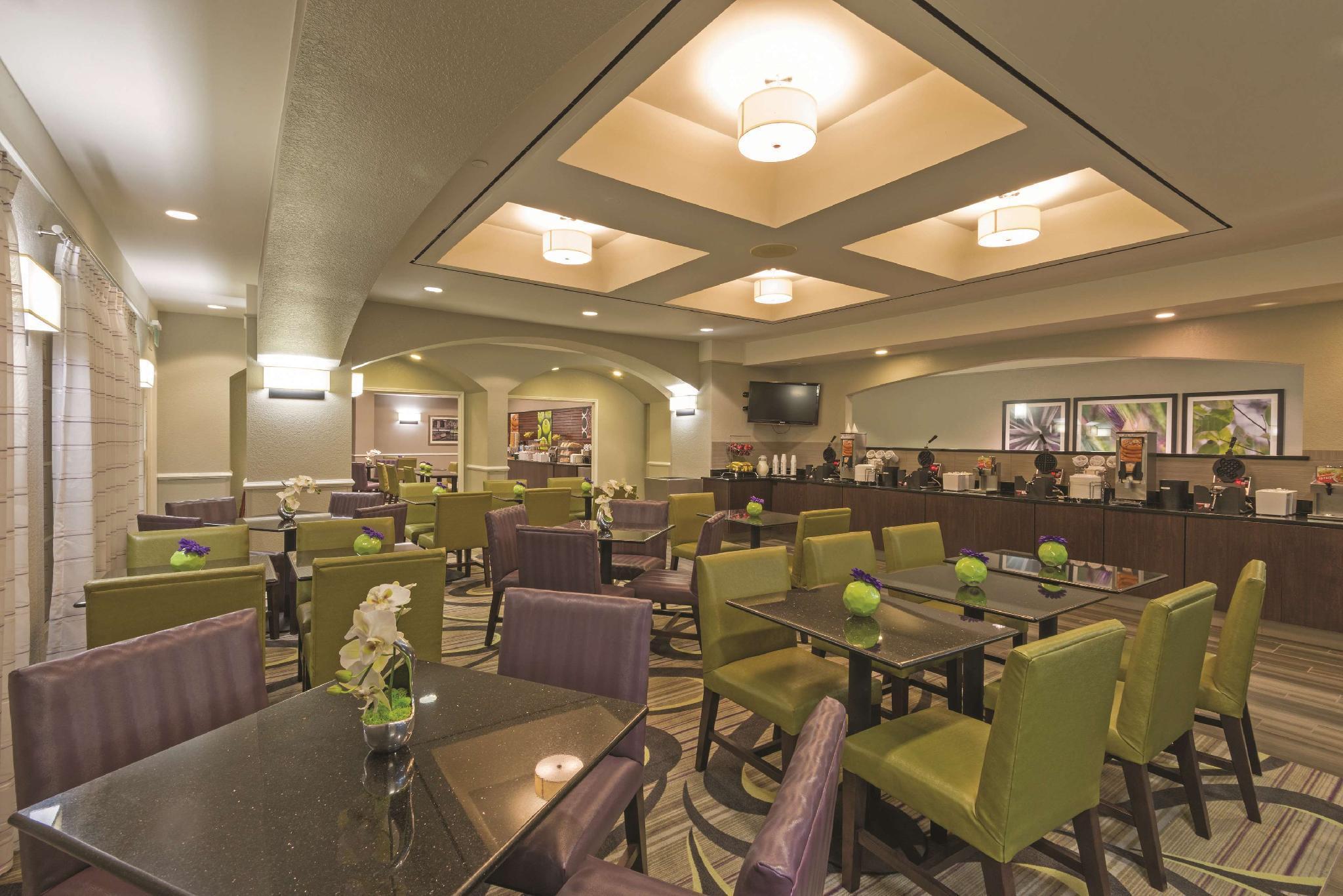 Hotel La Quinta By Wyndham San Antonio Airport Esterno foto