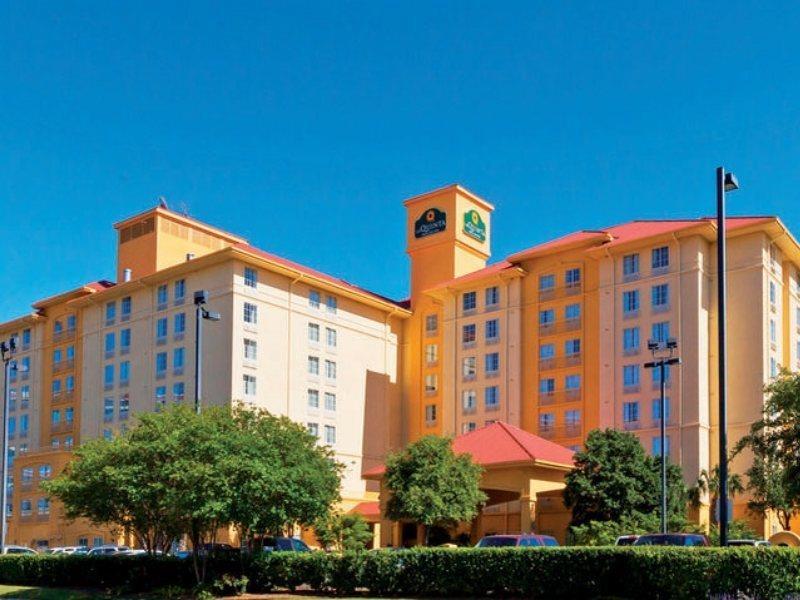 Hotel La Quinta By Wyndham San Antonio Airport Esterno foto